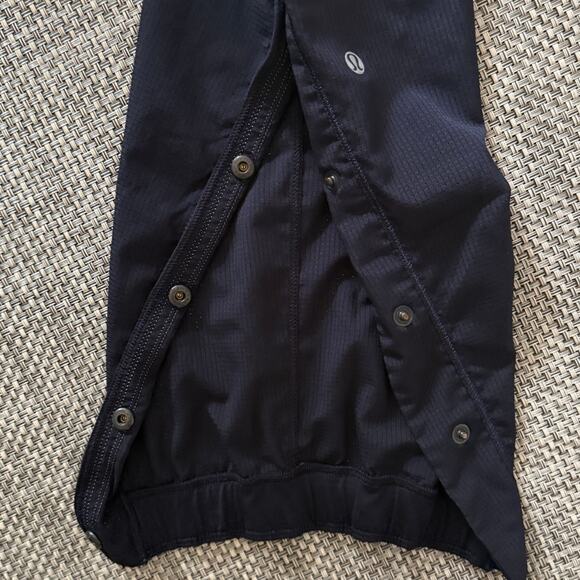 LULULEMON Var-City Mid-rise Calf Snaps Breathable Track Pant Jogger Naval Blue 6 - Picture 5 of 7